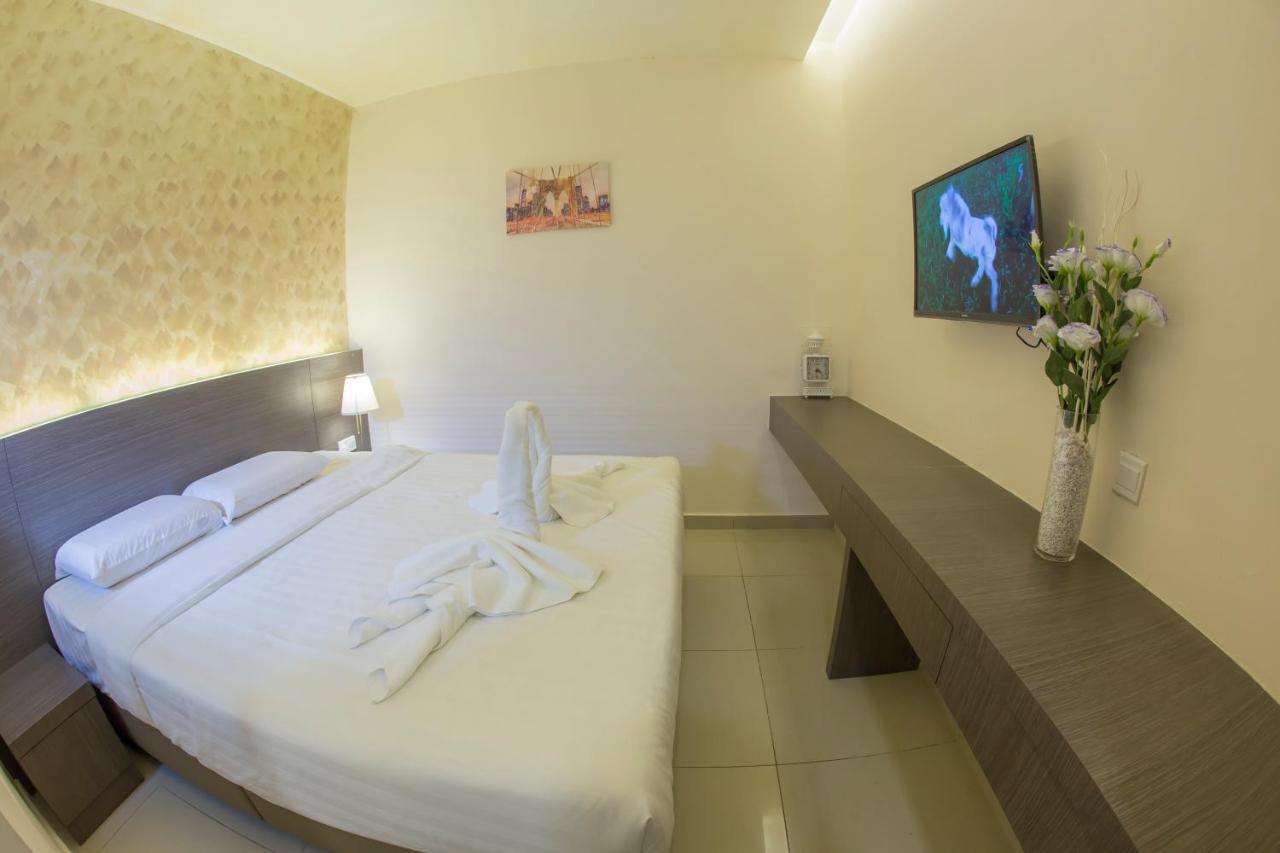 Hotel Sin Jo Johor Bahru Extérieur photo